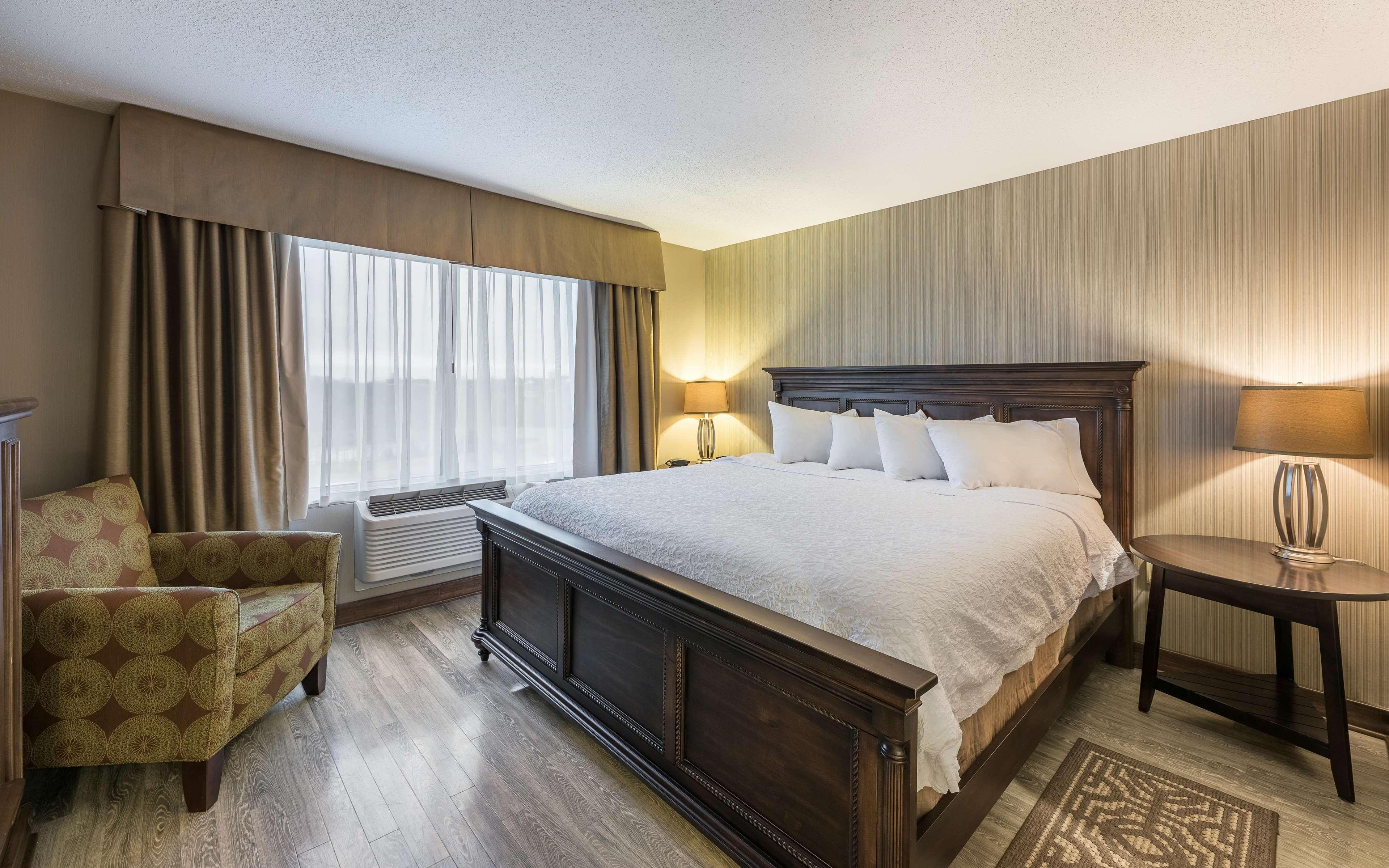 Hampton Inn Сидни Екстериор снимка