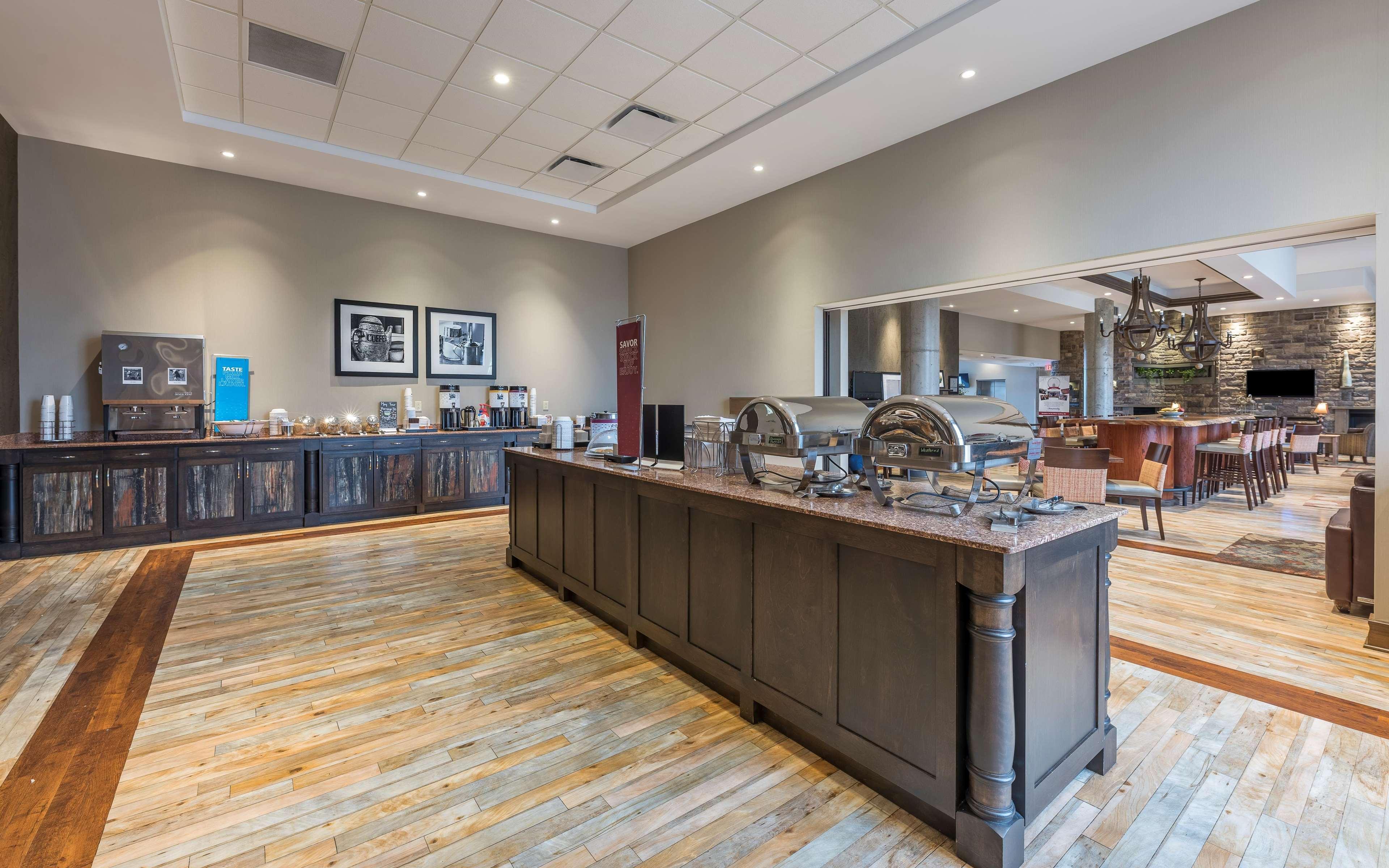 Hampton Inn Сидни Екстериор снимка