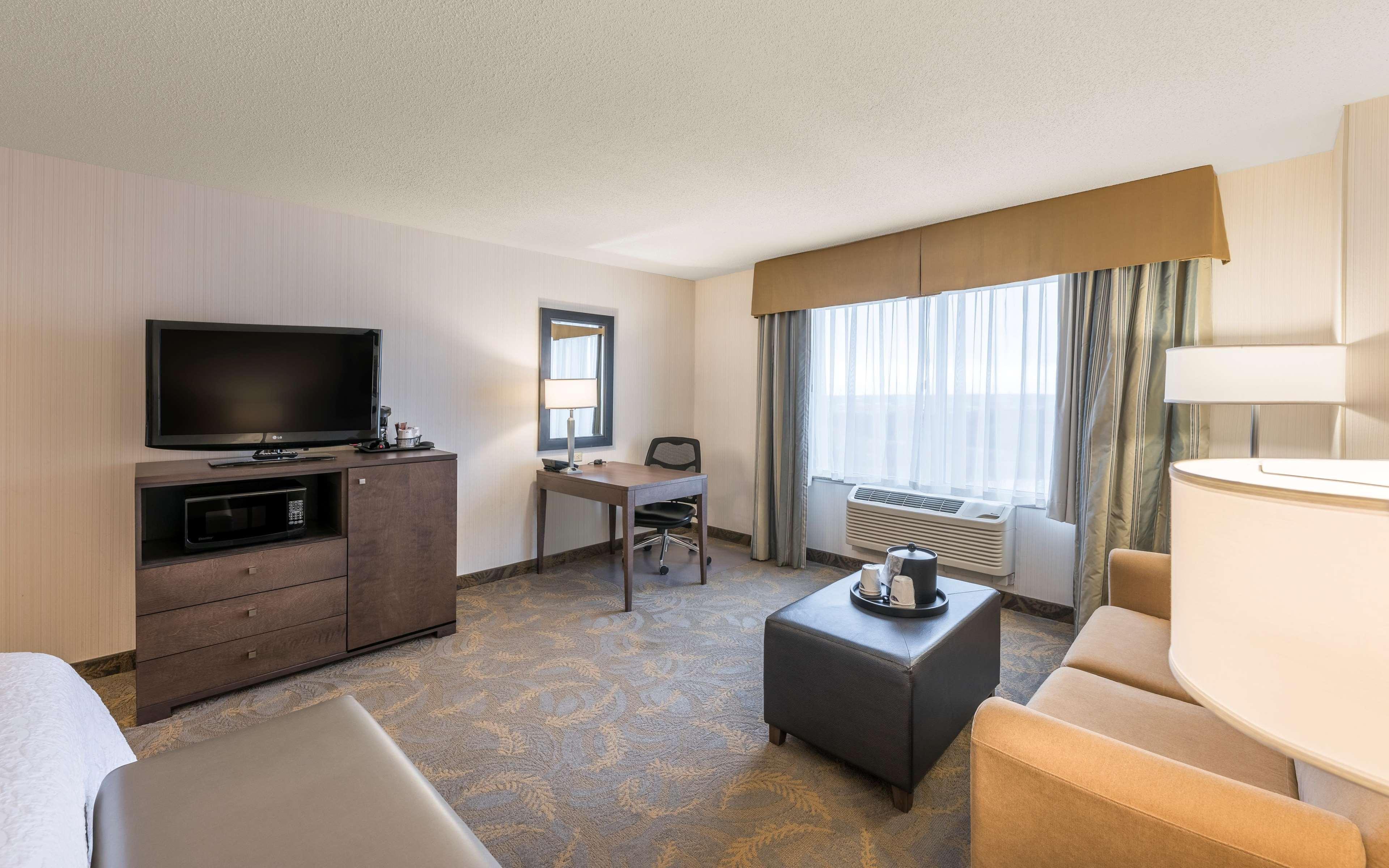 Hampton Inn Сидни Екстериор снимка