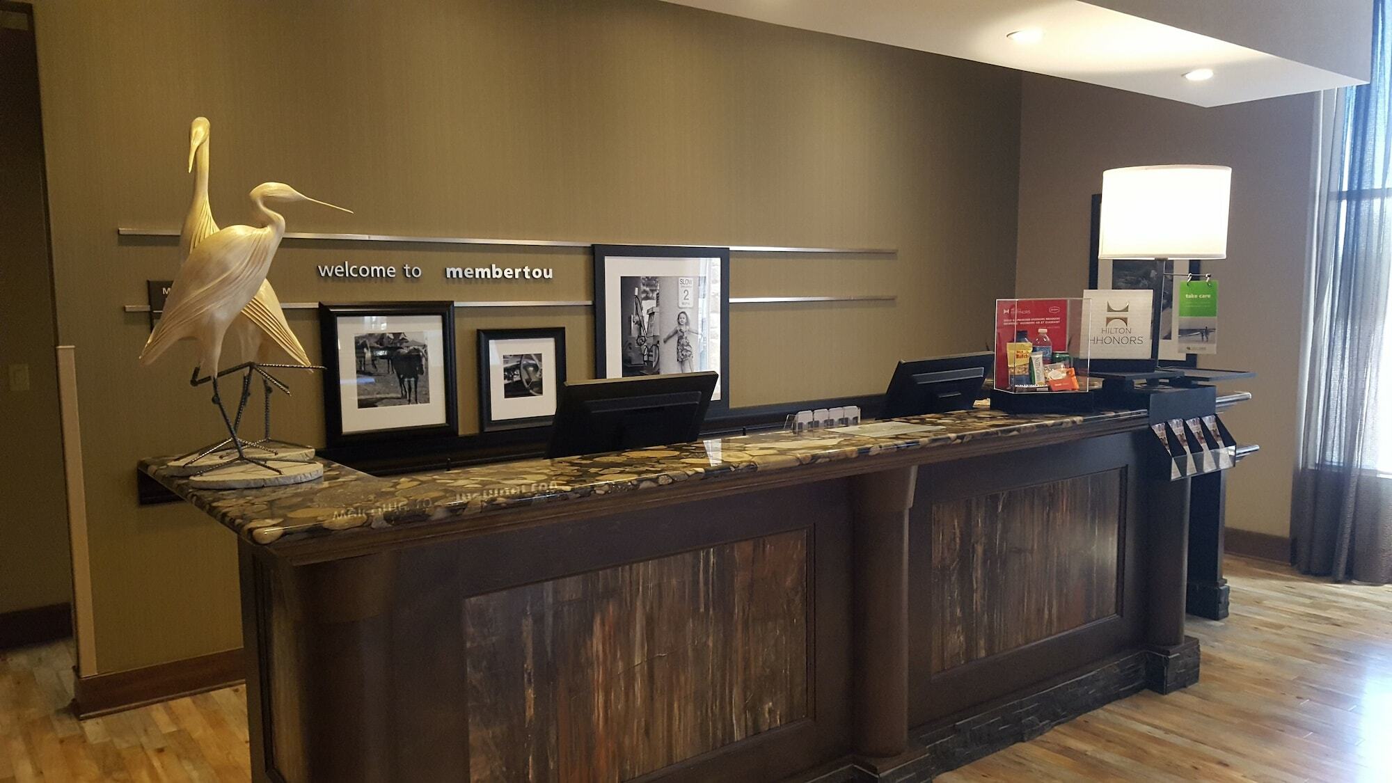 Hampton Inn Сидни Екстериор снимка